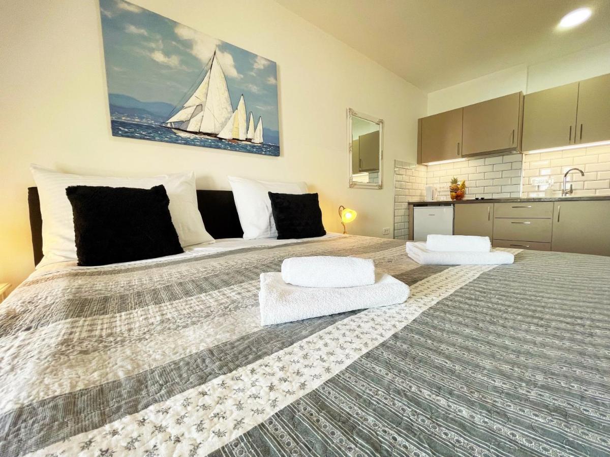 Sunset Apartment